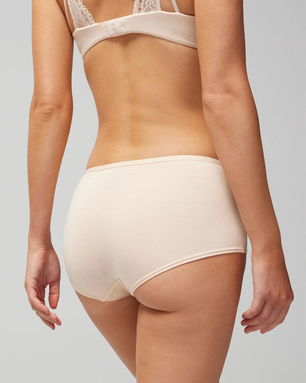 PALE SAND - Boyshort Panty with Enchanting Lace | Soma