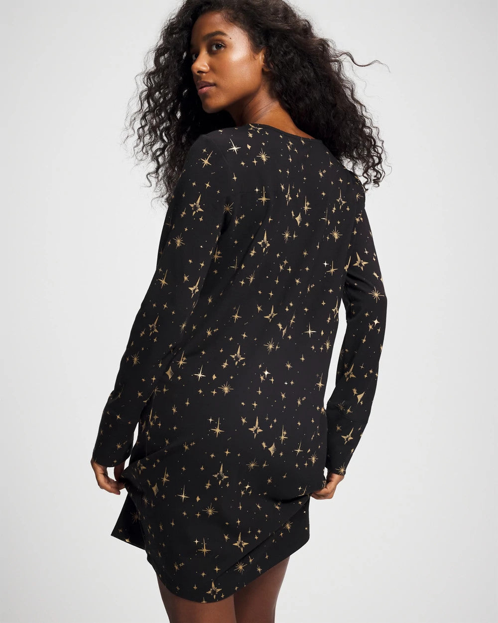STELLAR SCENE BLACK/FOIL - Long-Sleeve Sleepshirt | Soma
