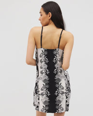 STAMPED FLORAL SCARF BLK - Flyaway Chemise | Soma