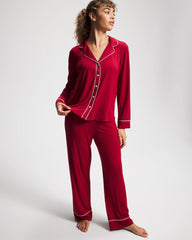 PAINT THE TOWN RED - Long Sleeve Notch Collar w/ Piped Placket Pajama Top | Soma