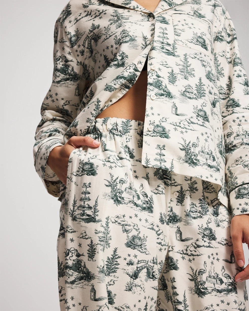 ENCHANTED TOILE GREEN - Piped Pajama Pant | Soma