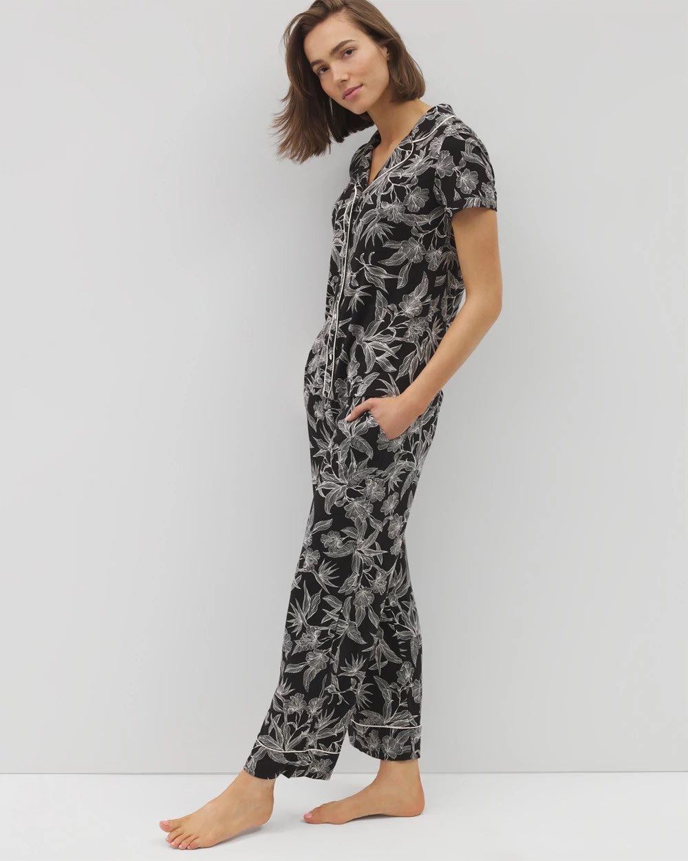 PLUMERIA BLOOMS BLK CH - Piped Short Sleeve Notch Collar Pajama Top | Soma
