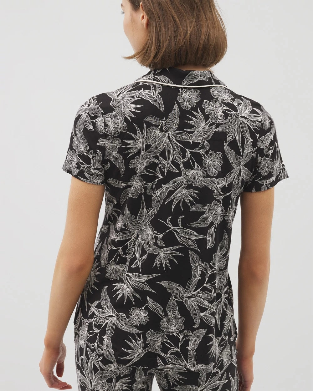 PLUMERIA BLOOMS BLK CH - Piped Short Sleeve Notch Collar Pajama Top | Soma