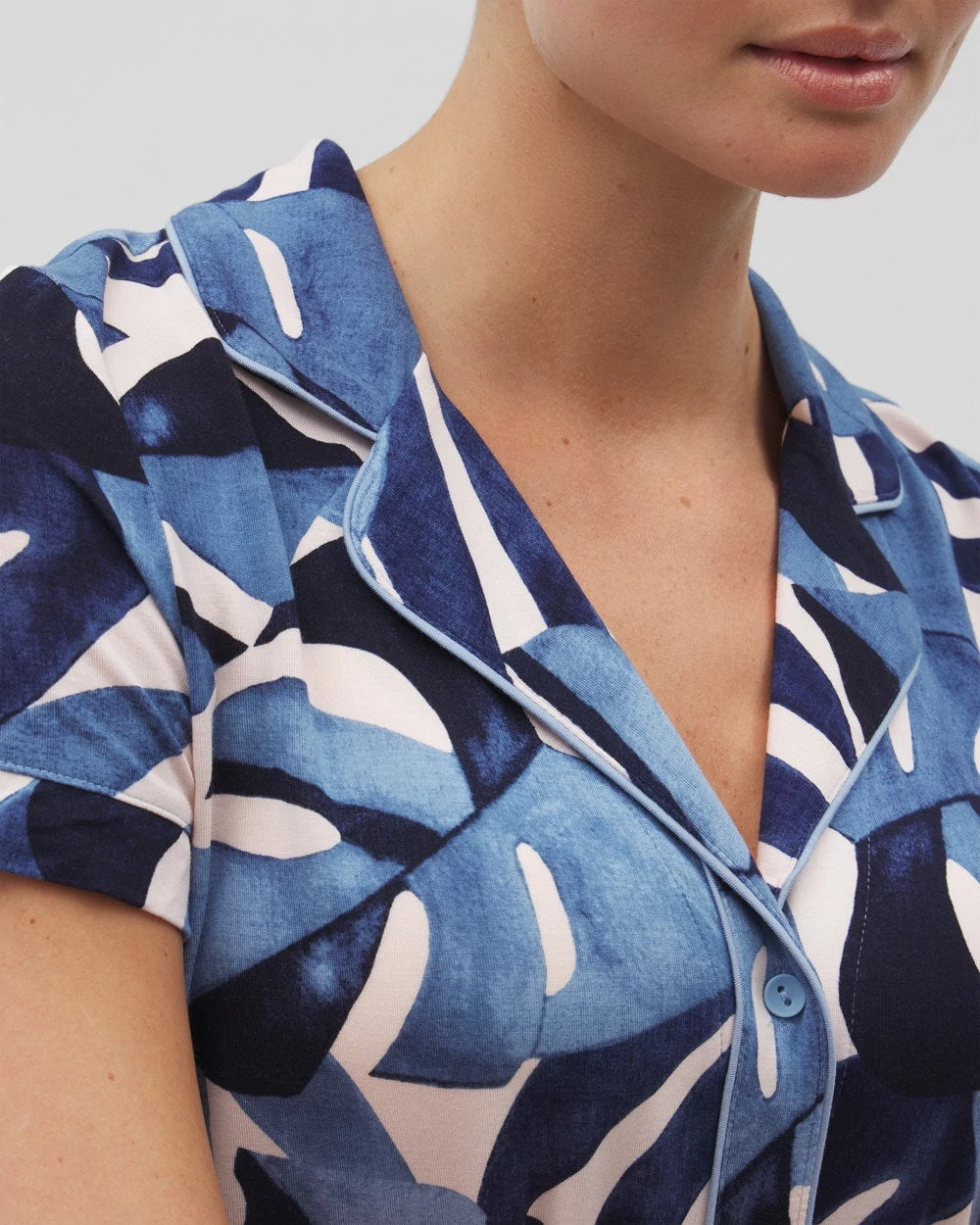 TROPICAL BREEZE SKY - Piped Short Sleeve Notch Collar Pajama Top | Soma