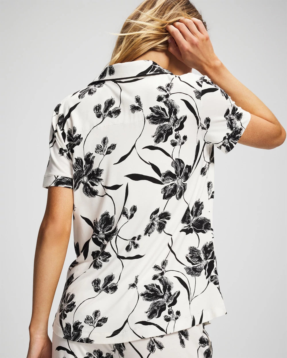 REFLECTION BLOOMS CHAMP - Piped Short Sleeve Notch Collar Pajama Top | Soma
