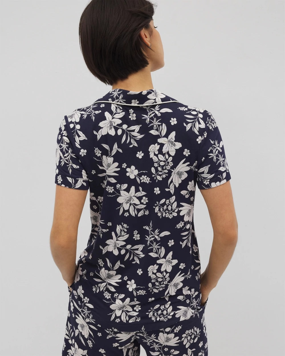 PLUMERIA DREAM NAVY - Piped Short Sleeve Notch Collar Pajama Top | Soma