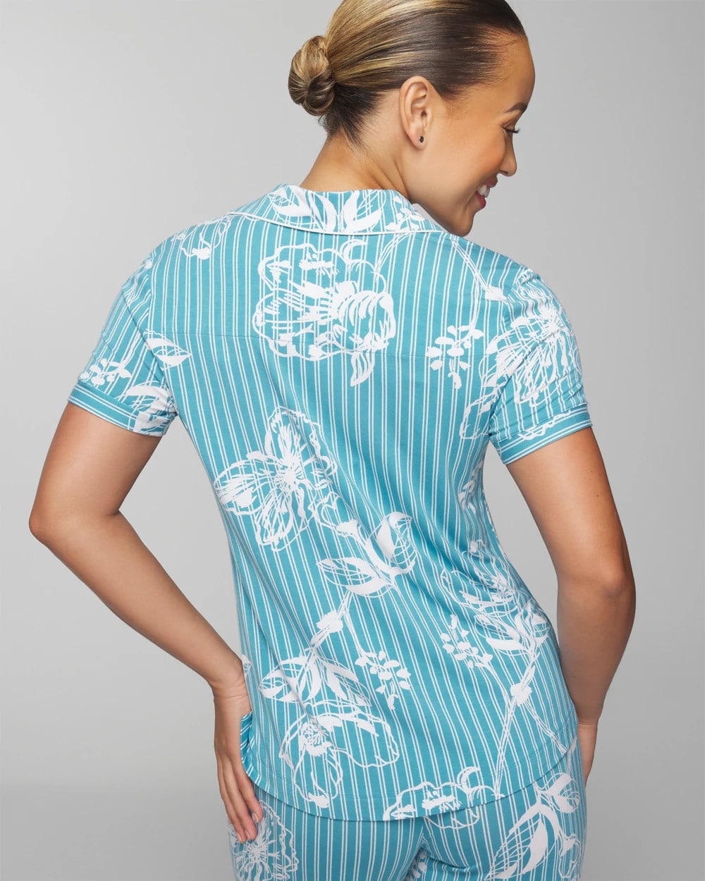 PAINTED PETALS SMALL - Piped Short Sleeve Notch Collar Pajama Top | Soma