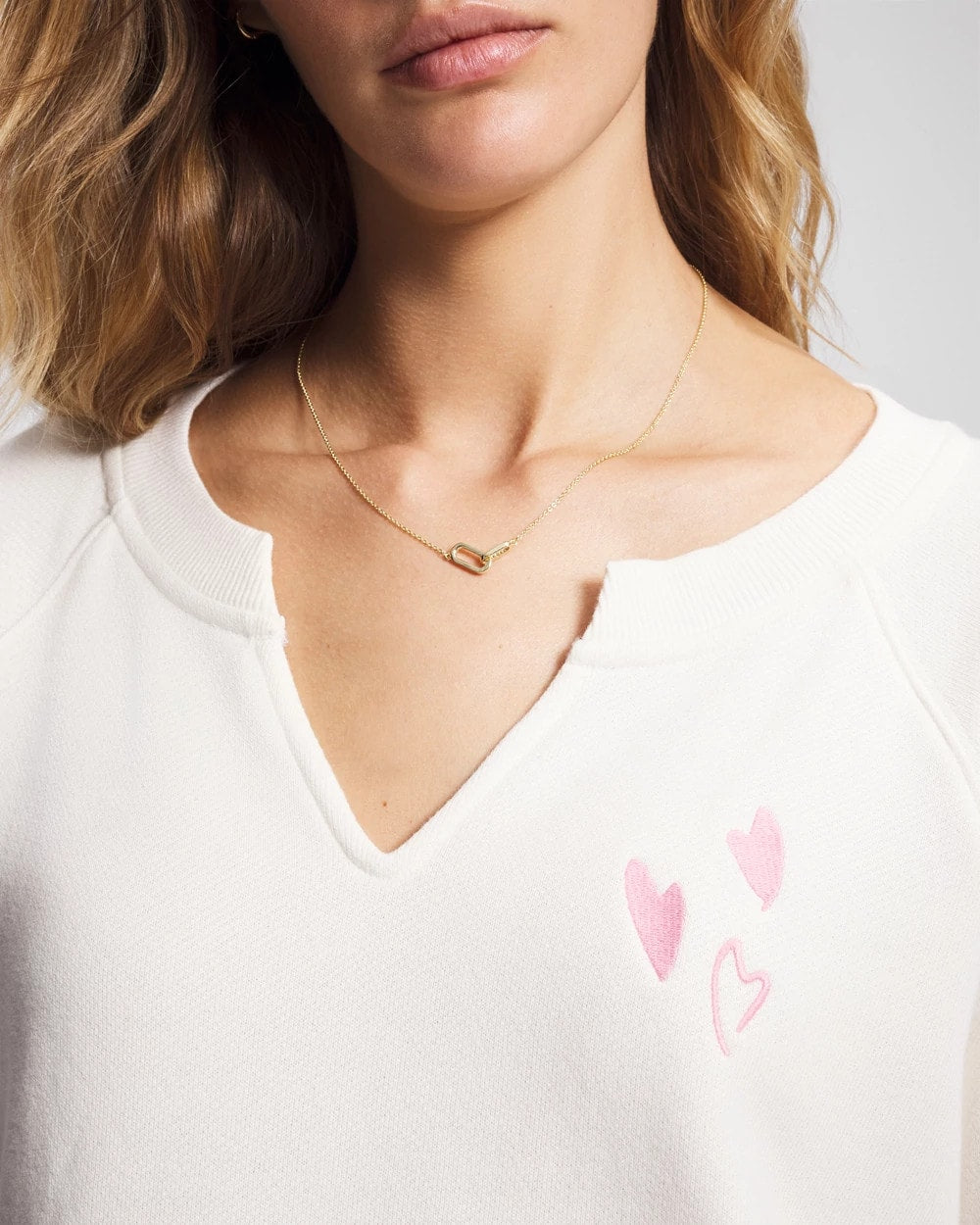 SHEA - Essential Terry V-Neck Sweatshirt | Soma