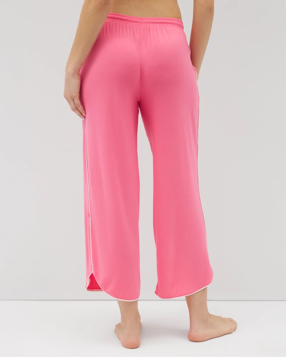CAMELLIA ROSE - Solid Piped Crop Pajama Pant | Soma