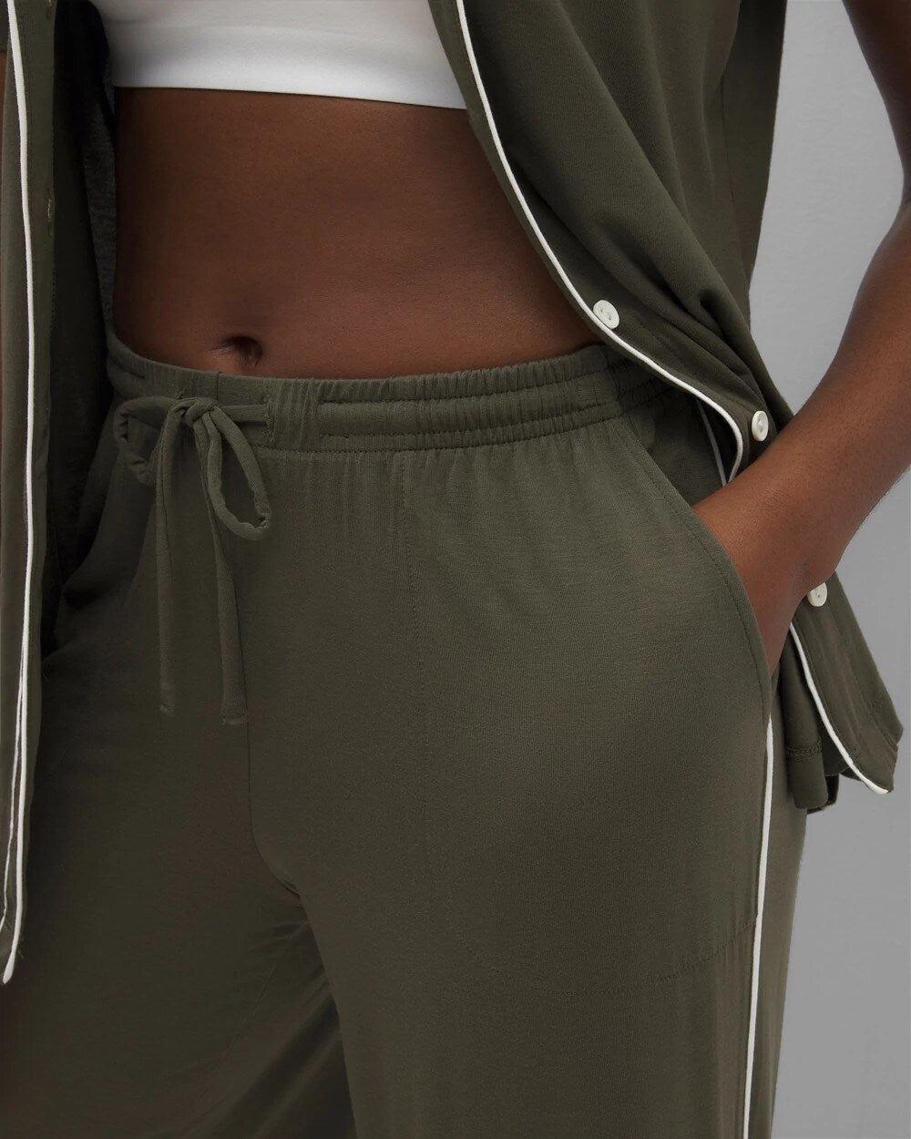 GRAPE LEAF - Solid Piped Crop Pajama Pant | Soma