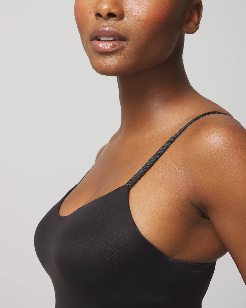 BLACK - Lightweight Smoothing Cami | Soma