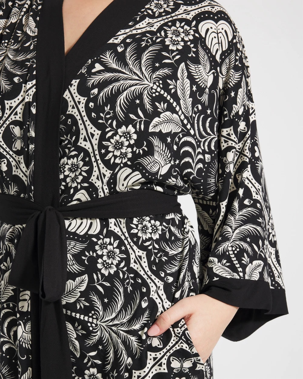 AMAZONIA TILE BLACK - Short Robe | Soma