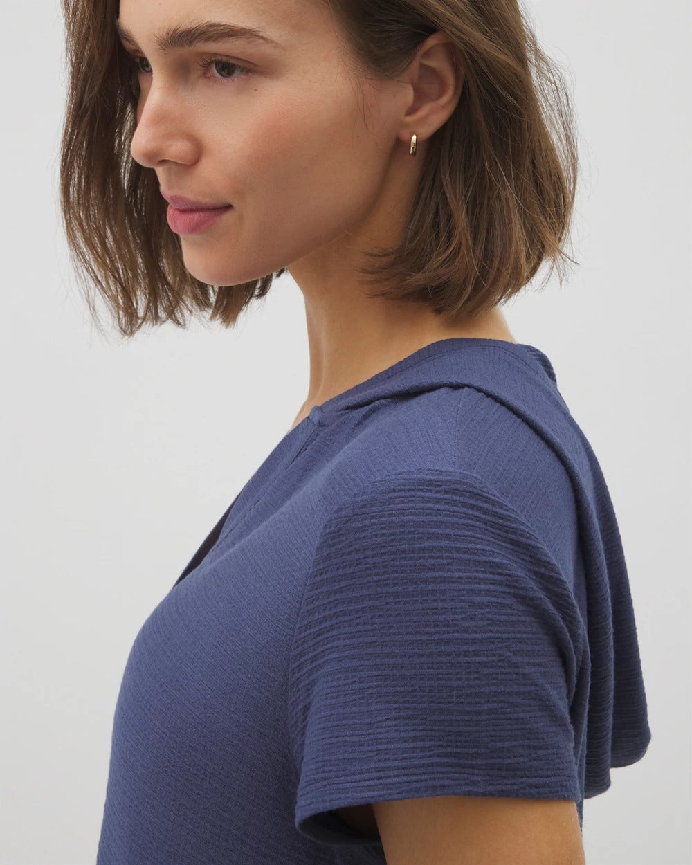 LUNAR TIDE - Crinkle Knit Short Sleeve V-Neck Hoodie | Soma