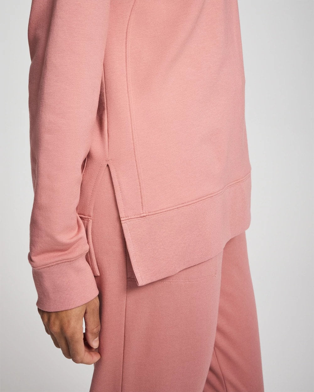 CINDER ROSE - Essential Terry Crewneck Sweatshirt | Soma