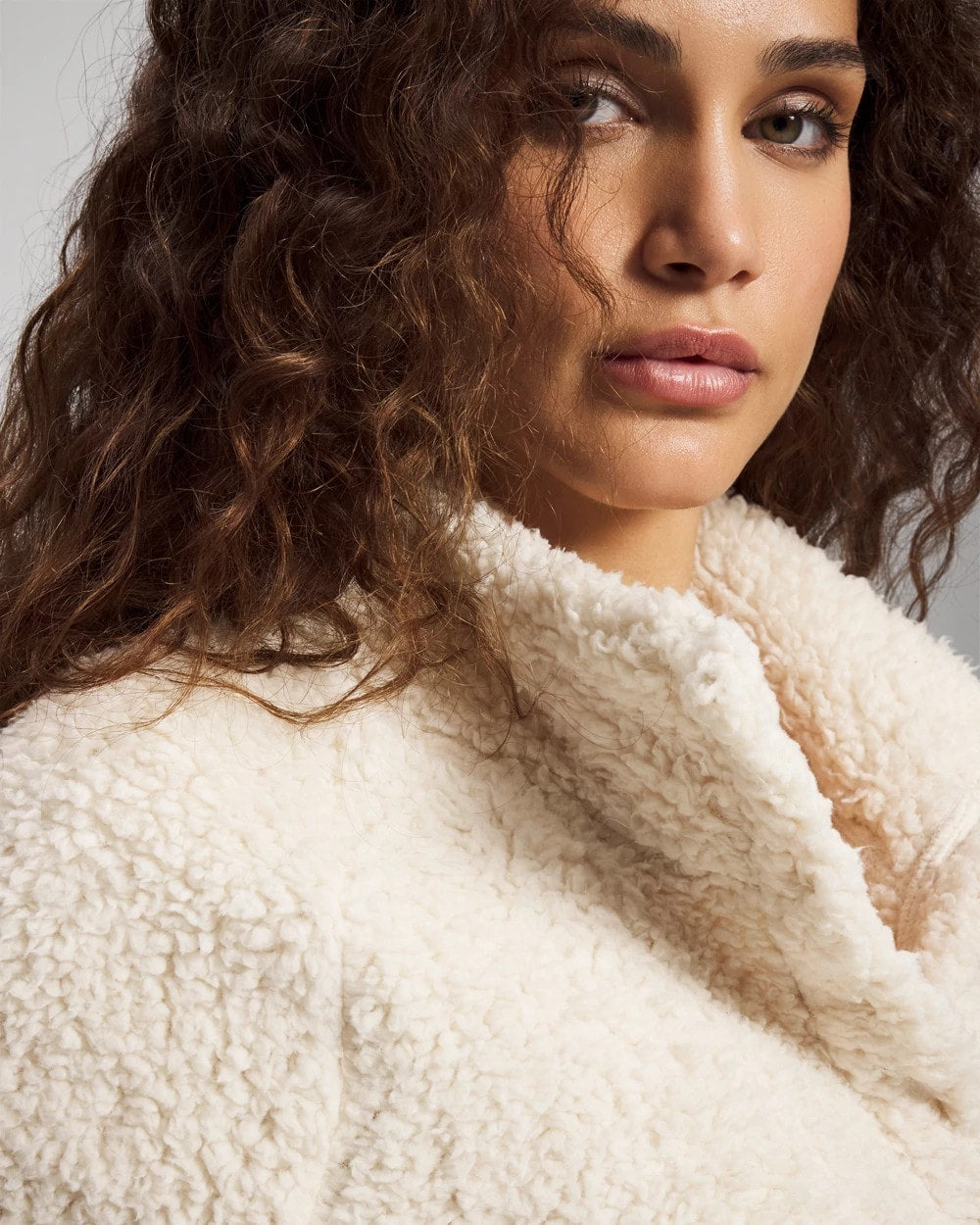PARCHMENT - Sherpa Pullover | Soma