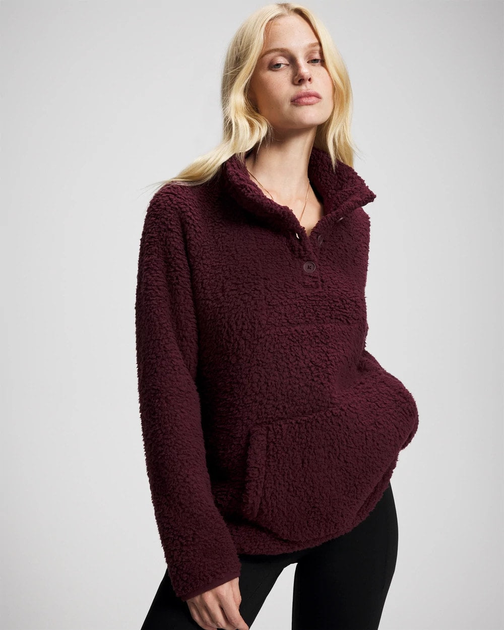 MERLOT - Sherpa Pullover | Soma