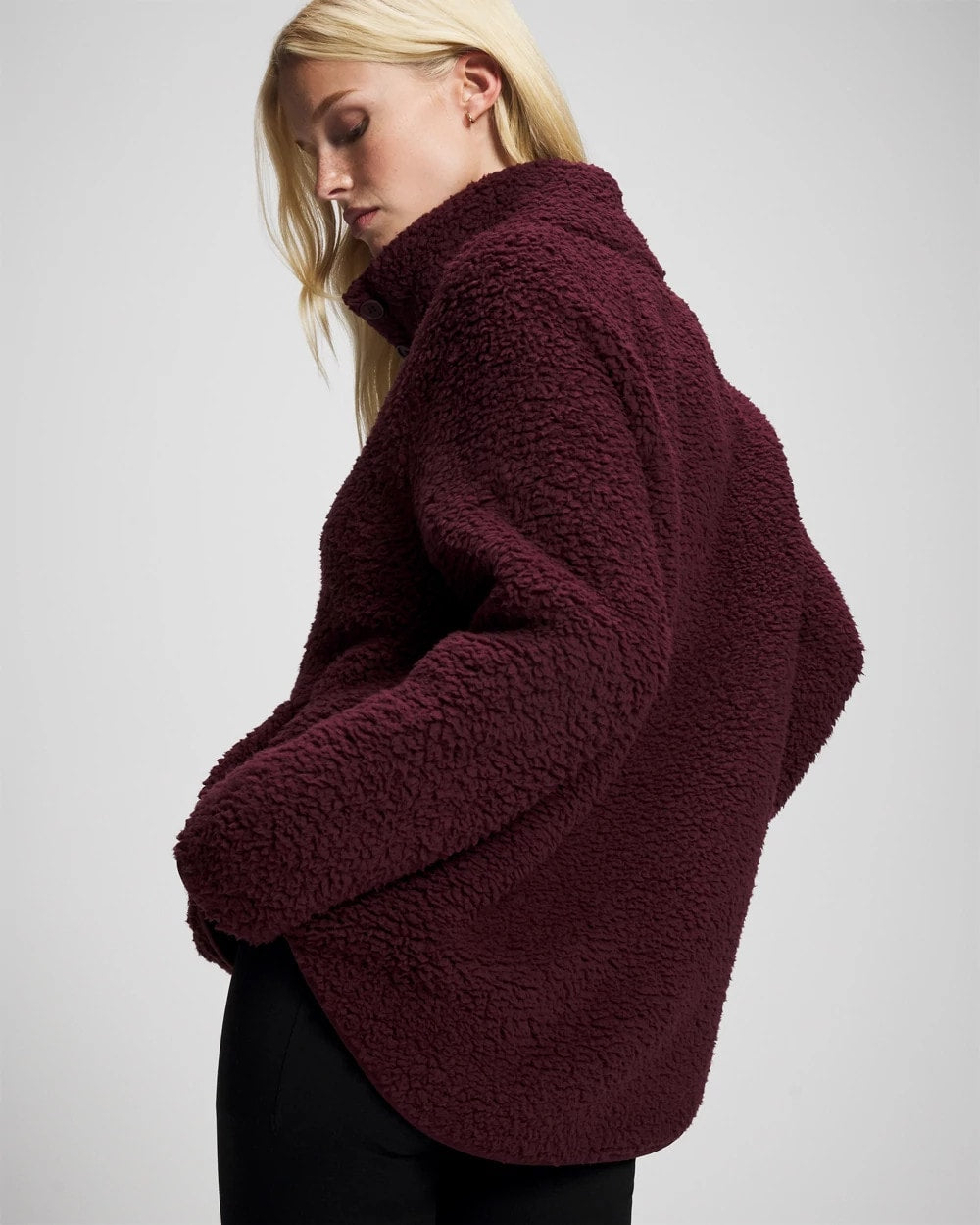 MERLOT - Sherpa Pullover | Soma