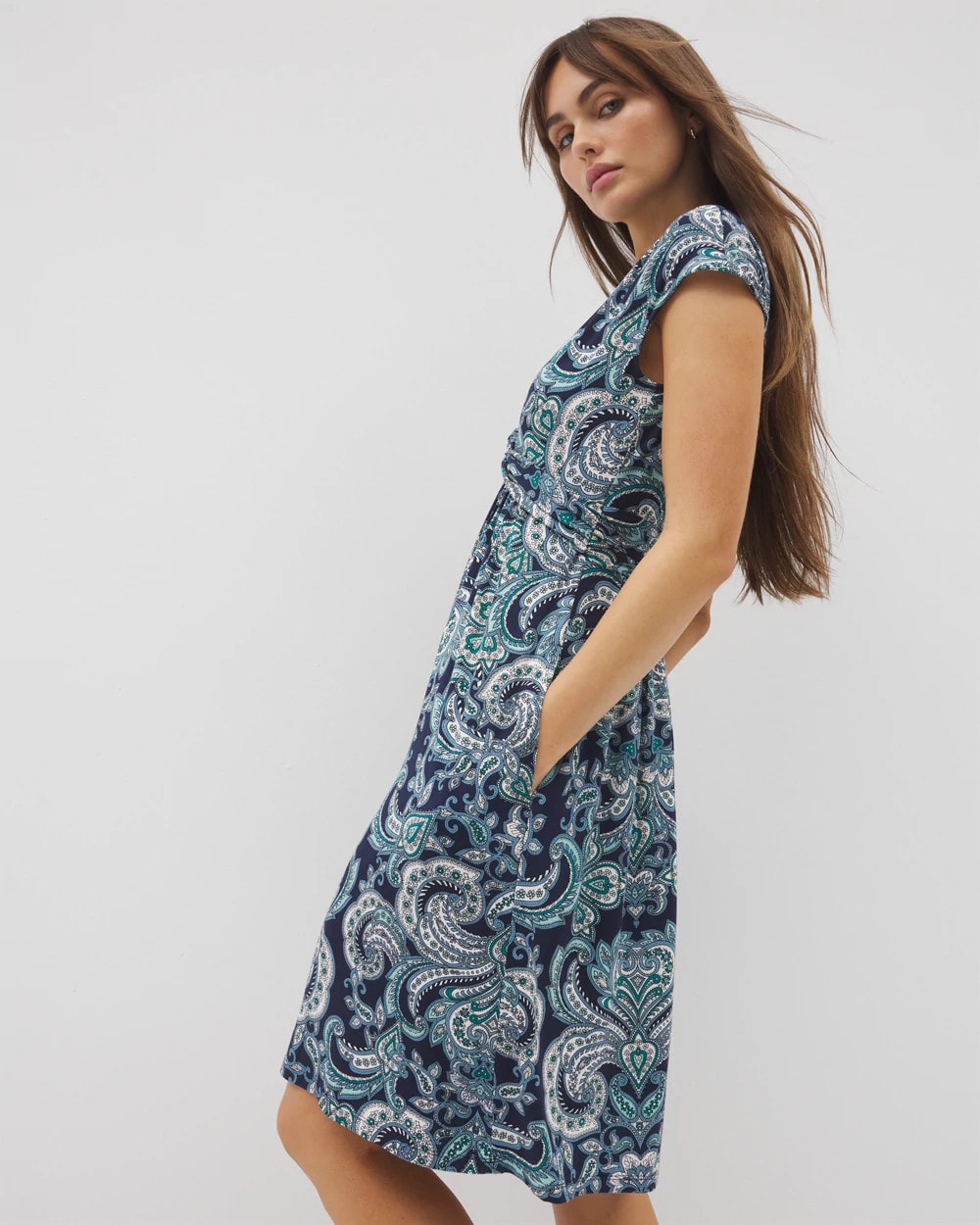 SHOW OFF PAISLEY NAVY - Twist Short Bra Dress | Soma