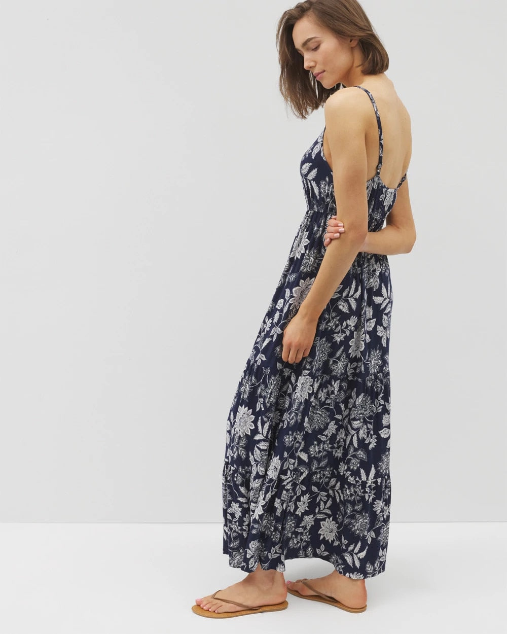 MEANDERING GARDEN A NAVY - Rio Maxi Bra Dress | Soma