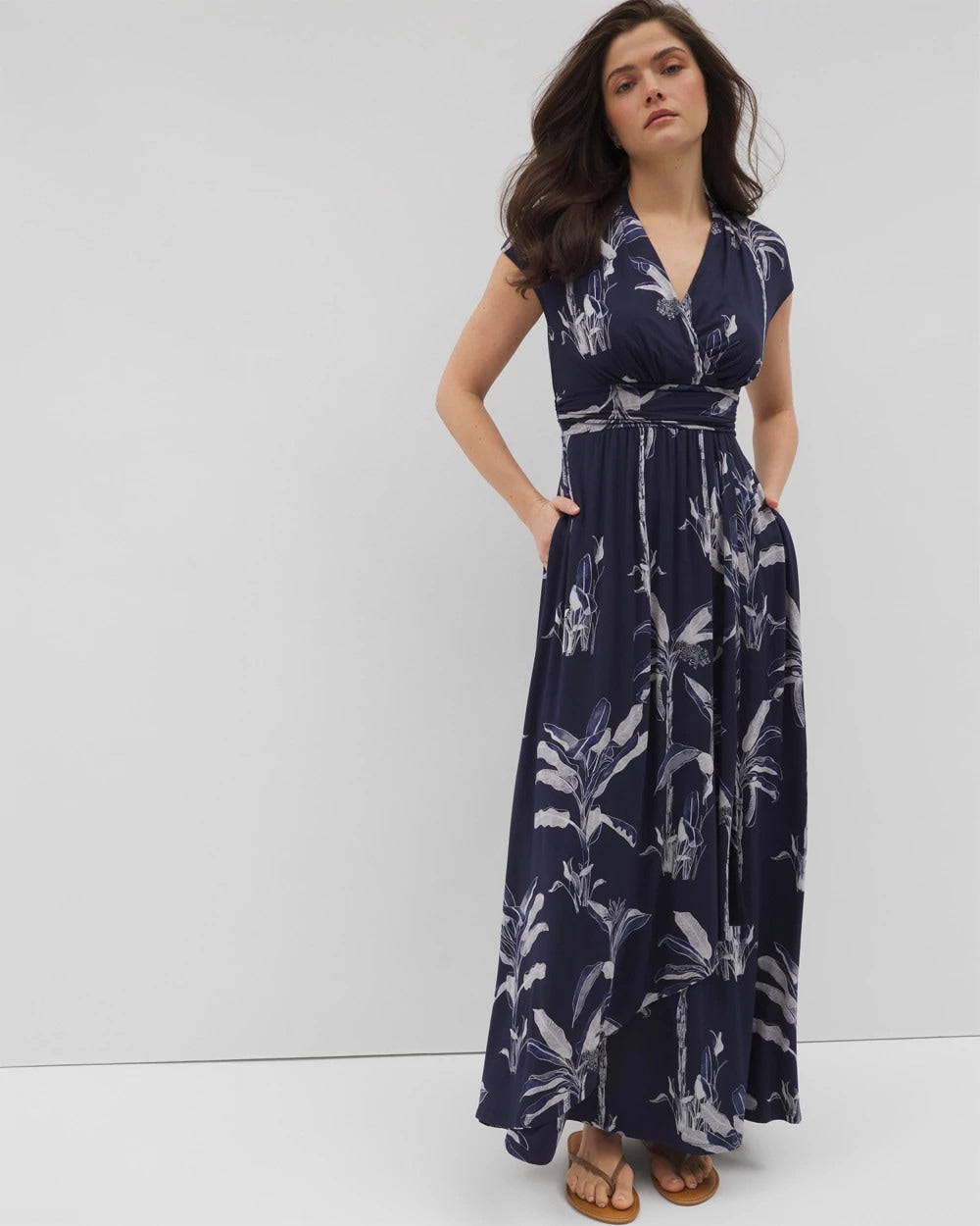 PALM TOILE NIGHTFALL NAVY - Serenity Maxi Bra Dress | Soma