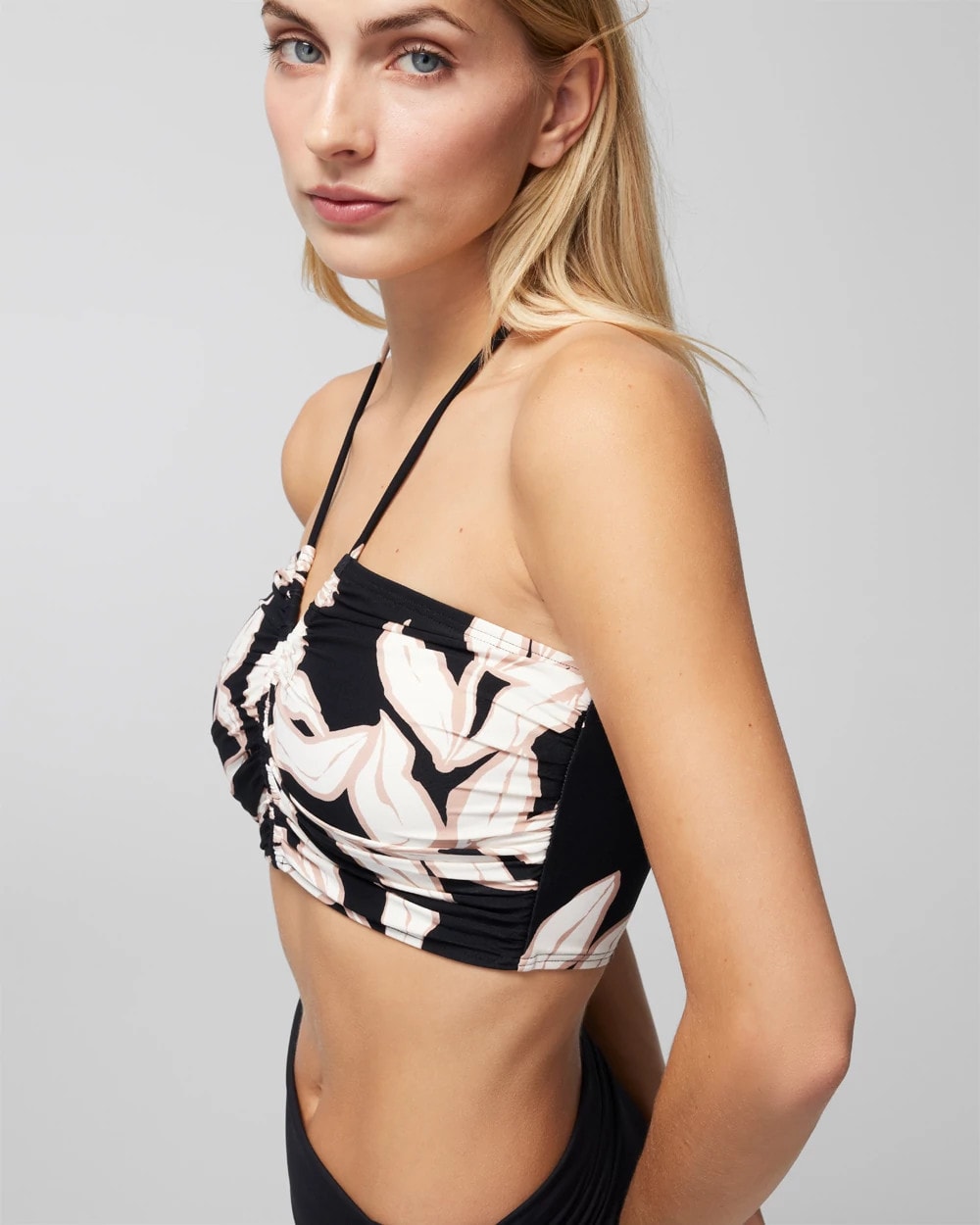 LEAF IT BE BLACK MINI - Halter Crop Top | Soma