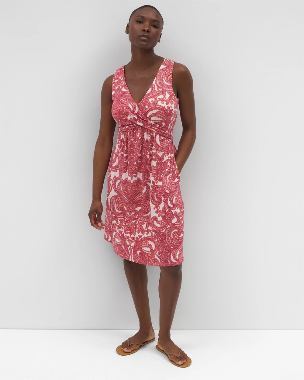 SHOW OFF PAISLEY PEACH - V-Neck Short Bra Dress | Soma