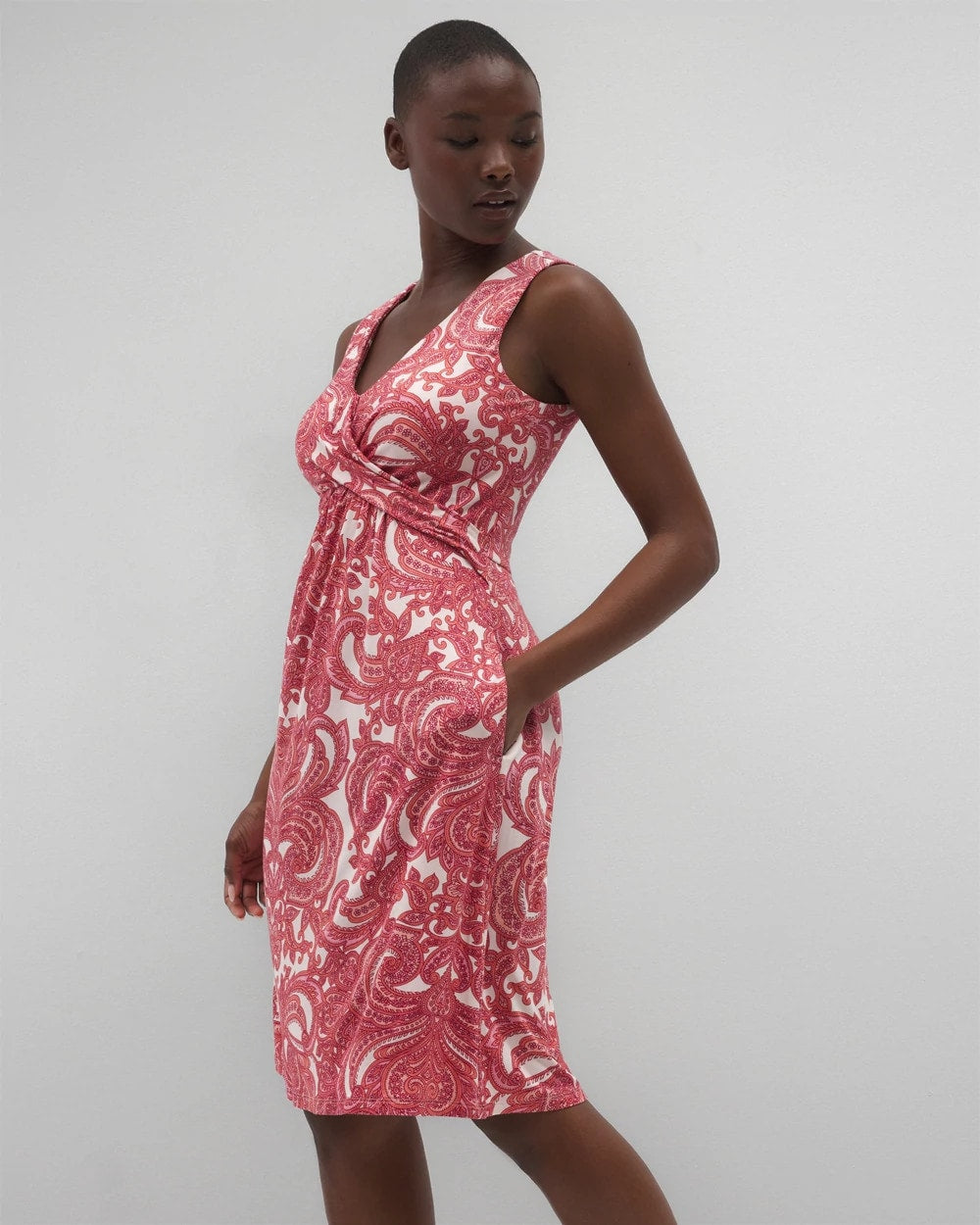 SHOW OFF PAISLEY PEACH - V-Neck Short Bra Dress | Soma